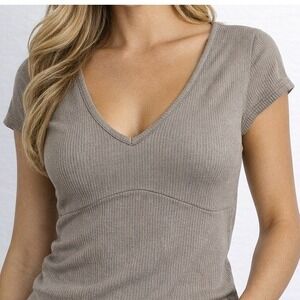 Wild Fable Women's Ribbed V Neck Top Taupe Small Short Sleeve